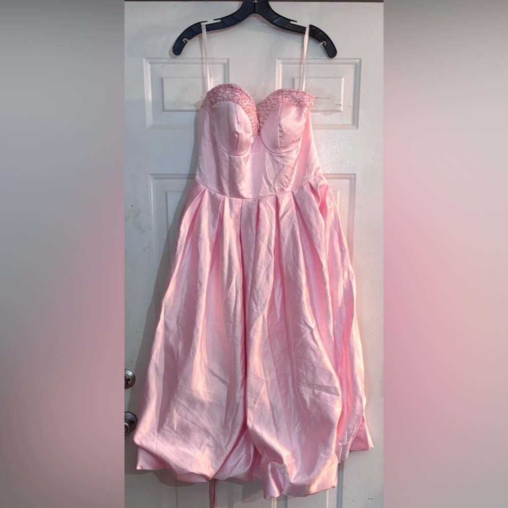 New Sweetheart Strapless Short Homecoming Dress Satin A-line Gown with Pockets - Picture 5 of 10